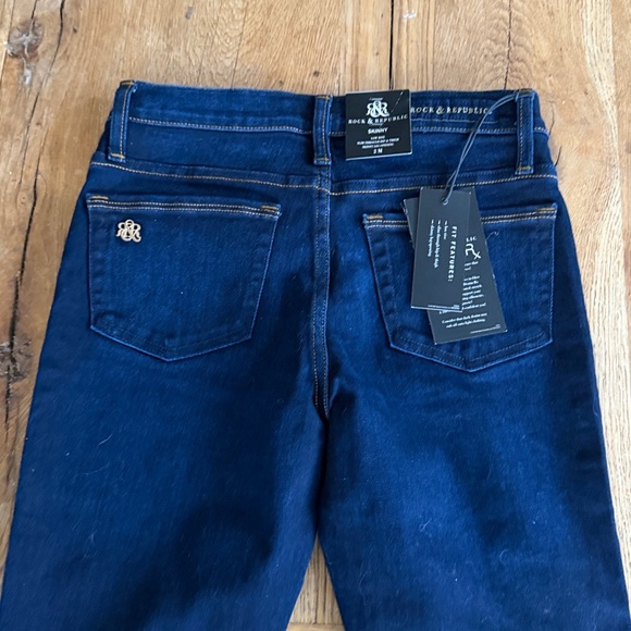 Rock & Republic New SZ 2 M Skinny Jeans - Picture 8 of 8